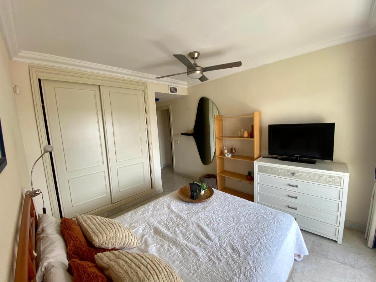 Exclusive Puerto Banus Beach Apartment Free Parking Wifi & Swimming Pool Μαρμπέλλα Εξωτερικό φωτογραφία