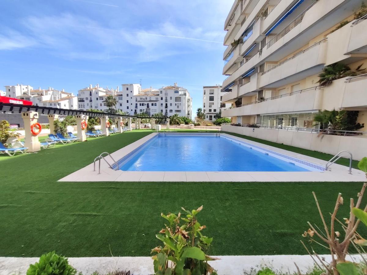 Exclusive Puerto Banus Beach Apartment Free Parking Wifi & Swimming Pool Μαρμπέλλα Εξωτερικό φωτογραφία